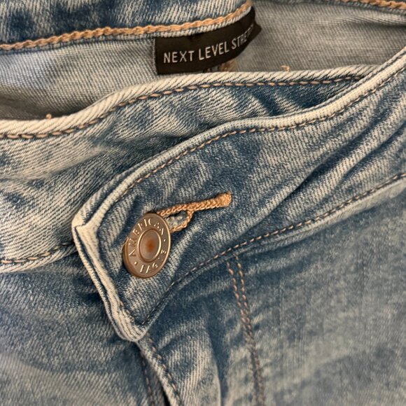 American Eagle Next Level Ripped Super High-Waisted Flare Jeans 18 Long - Picture 5 of 6